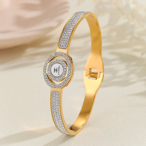 Easy Mart® Beautiful Gold Chanel Logo Bangle Bracelet